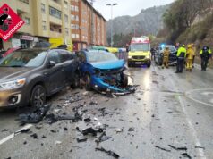 Imatge d'un dels vehicles afectats al xoc.