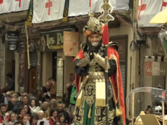 Rafael Tortosa, Capità Moro d'Alcoi 2022 a la seua entrada a la Bandeja