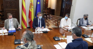 Reunió del president amb diversos expertes