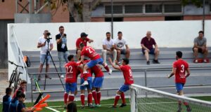 Celebració de l'ascens a Tercera RFEF desp´res de l'ultim partit a Quart de Poblet