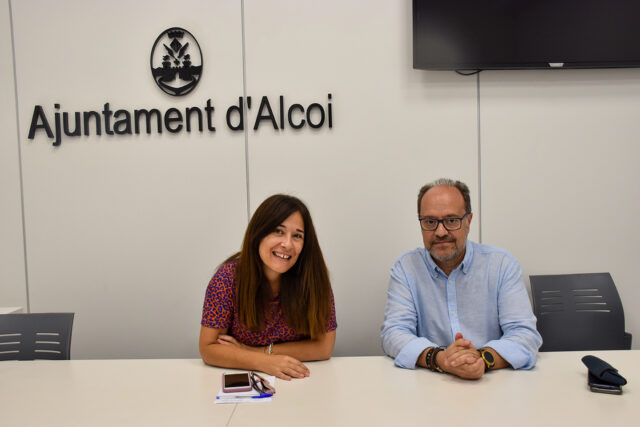 Foto de la presentació de l'Activitat d'Alcoi Modernista