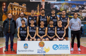 Plantilla de l'equip sènior masculí autonòmic del Club Nou Bàsquet Alcoi