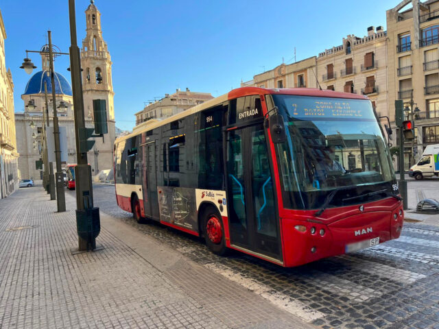 Autobusos urbà d'Alcoi.