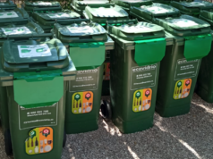 Contenidors d'Ecovidrio per a les filaes.