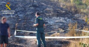 La Guardia Civil a l'investigació de l'incendi de Peter.