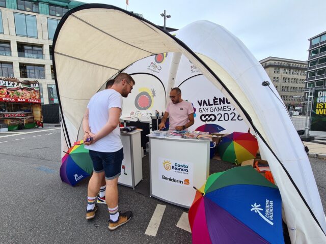 Representació de Turisme Costa Blanca en el Pride Hamburgo Strabenfest