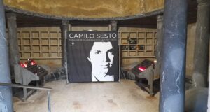 Homenatje a Camili Sesto al Central Cementeri Sant Antoni Abat.
