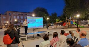 Acte 'Castalla Trasparent' al parc municipal de la localitat.