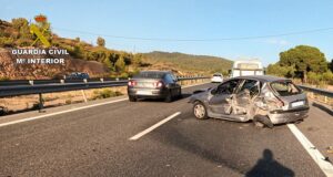 Estat actual del vehicle colpejat.