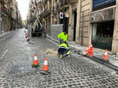 Inici de les actuació de reparació de paviment al Carrer Sant Nicolau.