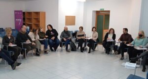 Imatge de la reunió entre entitats que conformen IBITEGRA al febrer de 2023