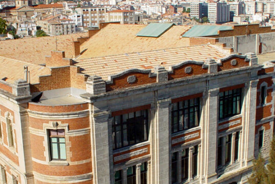 Edifici del viaducte. UPV Alcoi