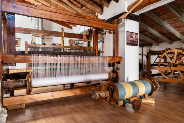 Maquinària de les primeres indústries tèxtils que van existir a l'Alcoià-Comtat