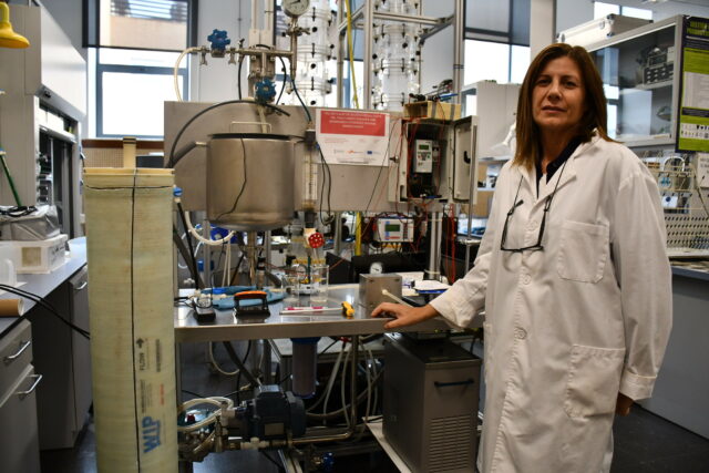 Una de les investigadores del Campus d'Alcoi de la UPV