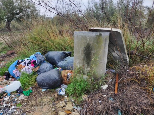 Dipòsits i tapes d'amiant localitzades i retirades a Muro