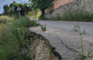 El mal estat dels camins del Poble Nou de Sant Rafael posa en perill la seguretat, pel que exigeixen inversions urgents