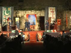 Els càrrecs dels Moros i Cristians de Cocentaina enceten el seu any màgic amb la Presentació