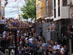 Un xiquet de dos anys és traslladat a l’Hospital després de caure d’una graderia en Castalla