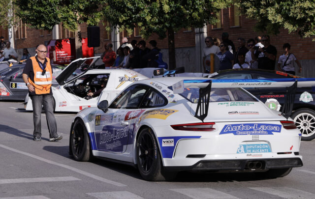 Un dels vehicles participants en la Pujada a Onil en 2025
